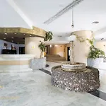 Estudio Caridad * Сан Мигель